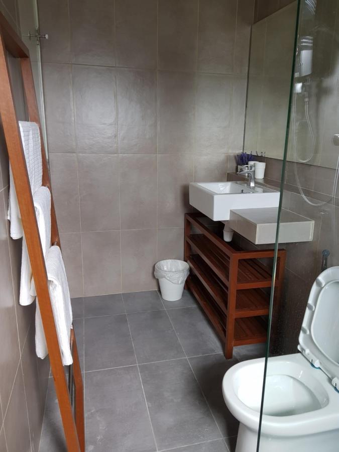 Timurbay Studio Apartment Facing Beautiful Beach Kuantan Buitenkant foto